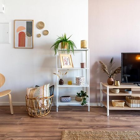 Arion 1-Bedroom Apartment In Larnaca Exterior photo